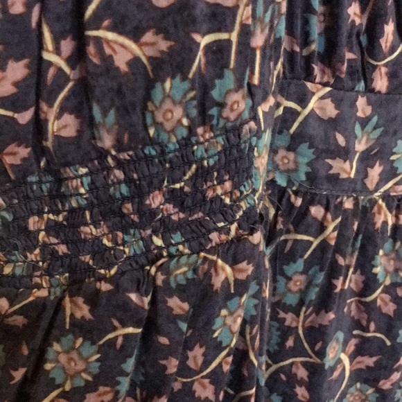 Floral dress - Picture 4 of 4